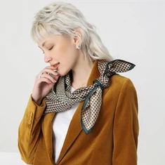 Vintage Checker svilene haubejske šalove